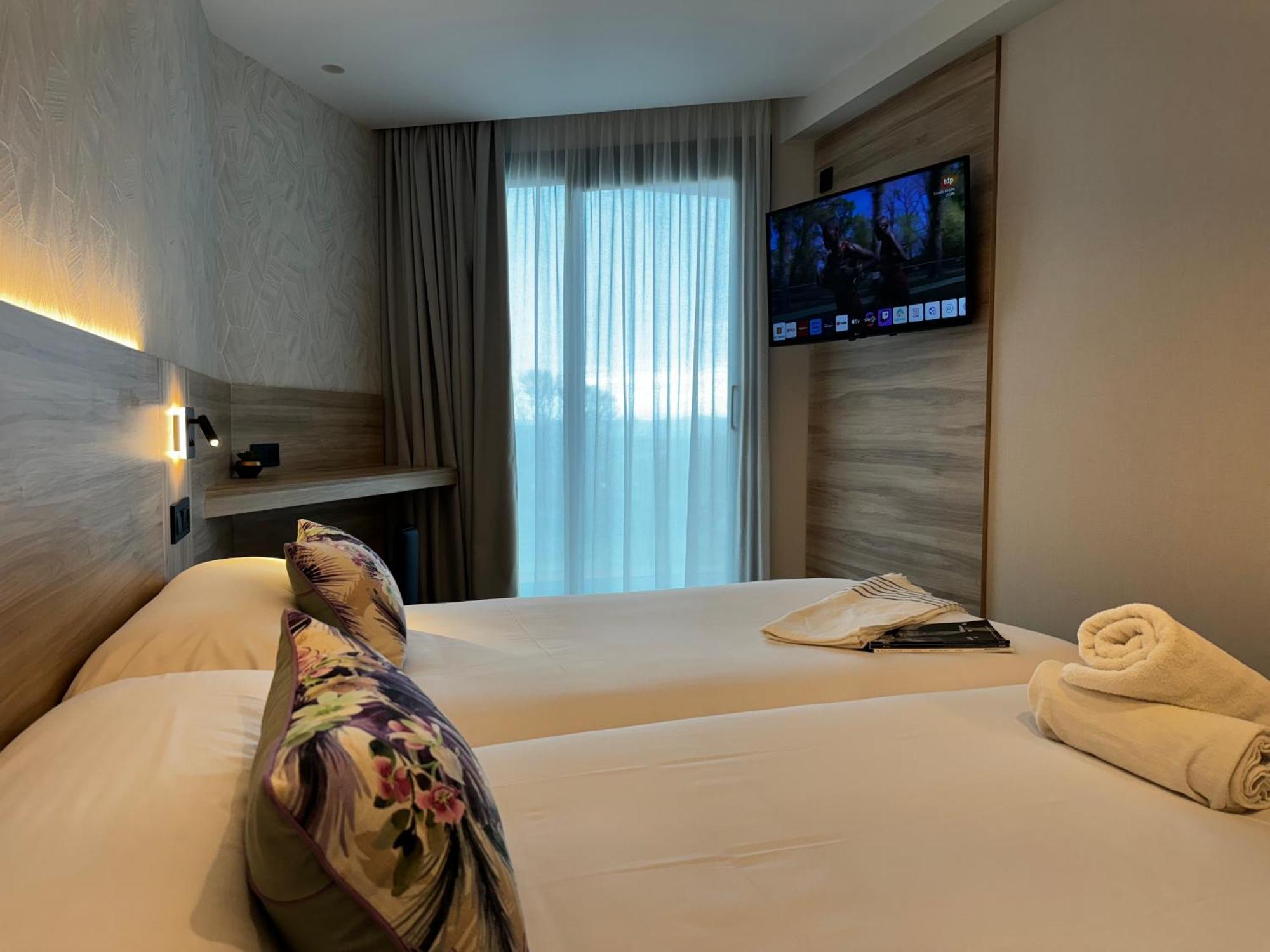 Hotel Delfin Azul Playa de la Lanzada Kültér fotó