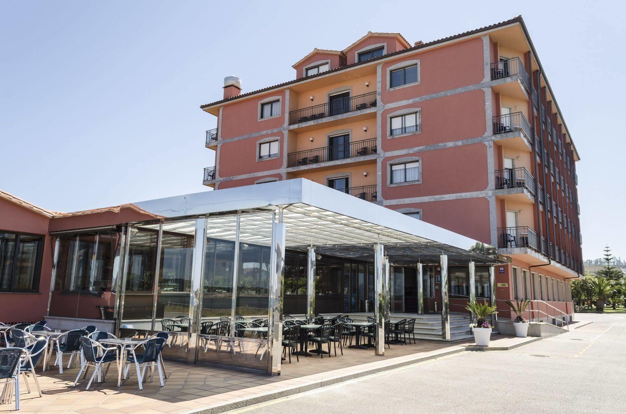 Hotel Delfin Azul Playa de la Lanzada Kültér fotó